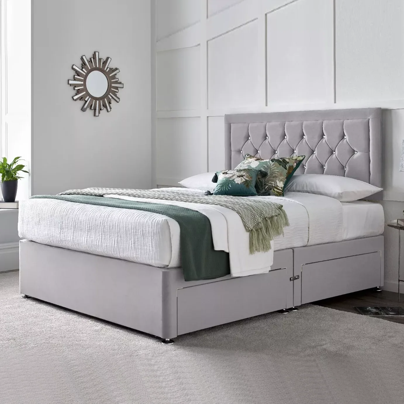 Chesterfield Diamonds Super King Divan Bed with Mattress